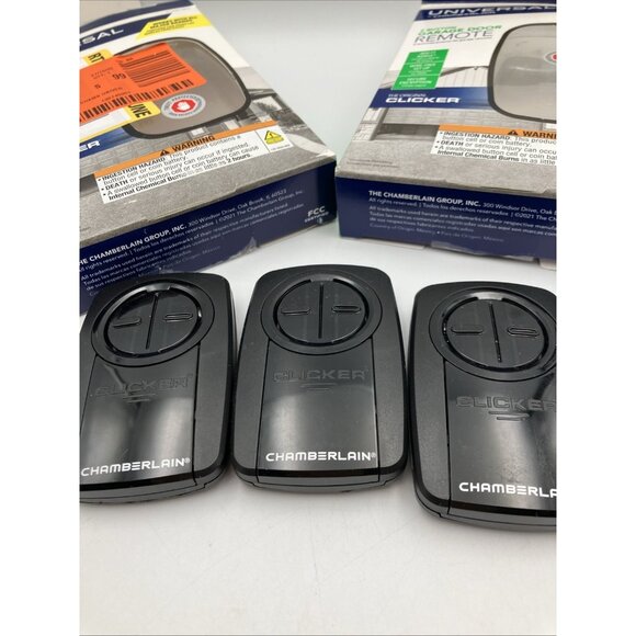 Chamberlain KLIK5U Universal Garage Door Opener Remote Control lot of 3 - Picture 2 of 7